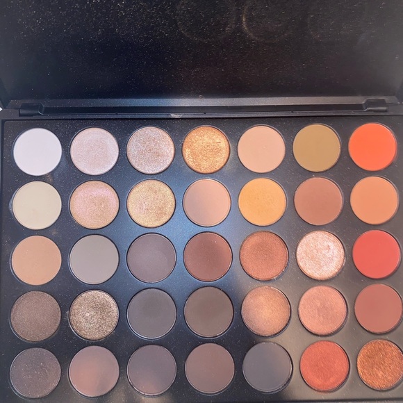 Morphe 35O eyeshadow palette - Picture 3 of 5